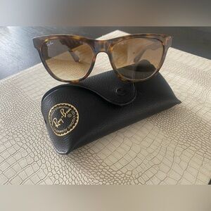 Ray Ban sunglasses with case